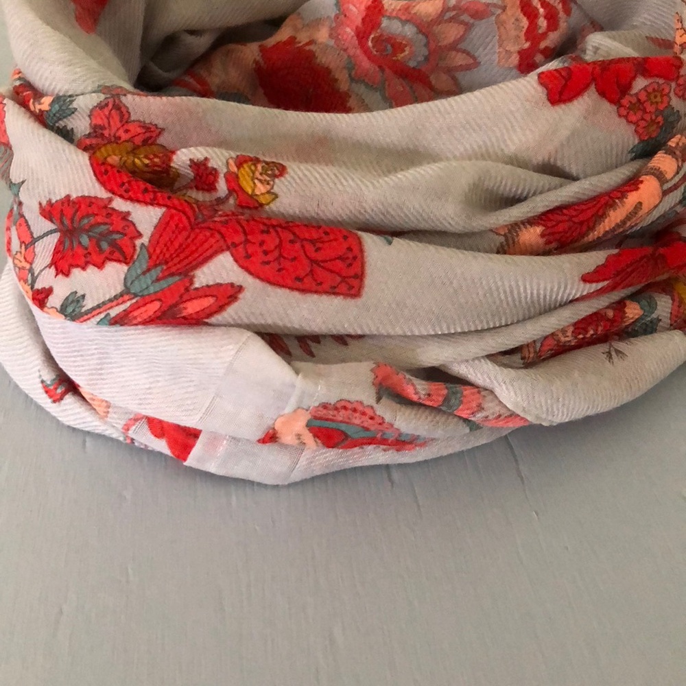 Scarves - Picture 2 of 3